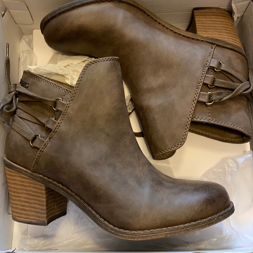 New Roxy Booties